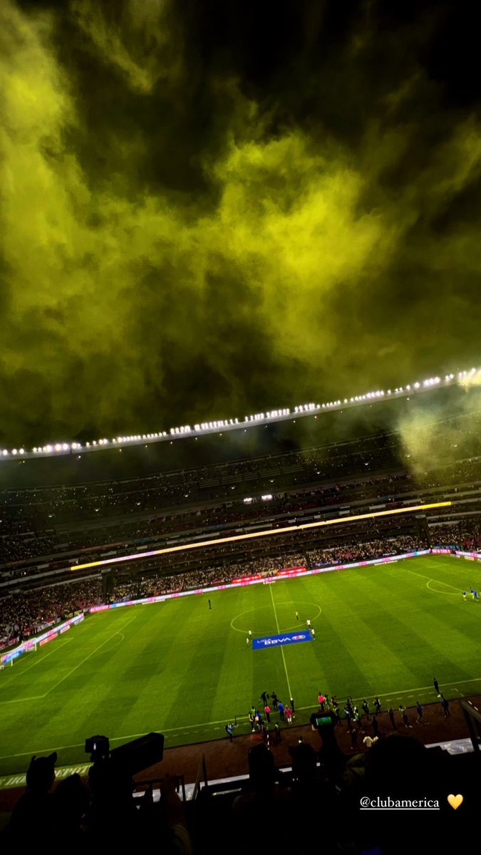 MMayraJimenez's tweet photo. es para sieMMpre ok @ClubAmerica https://t.co/Kq9bCtx8nU