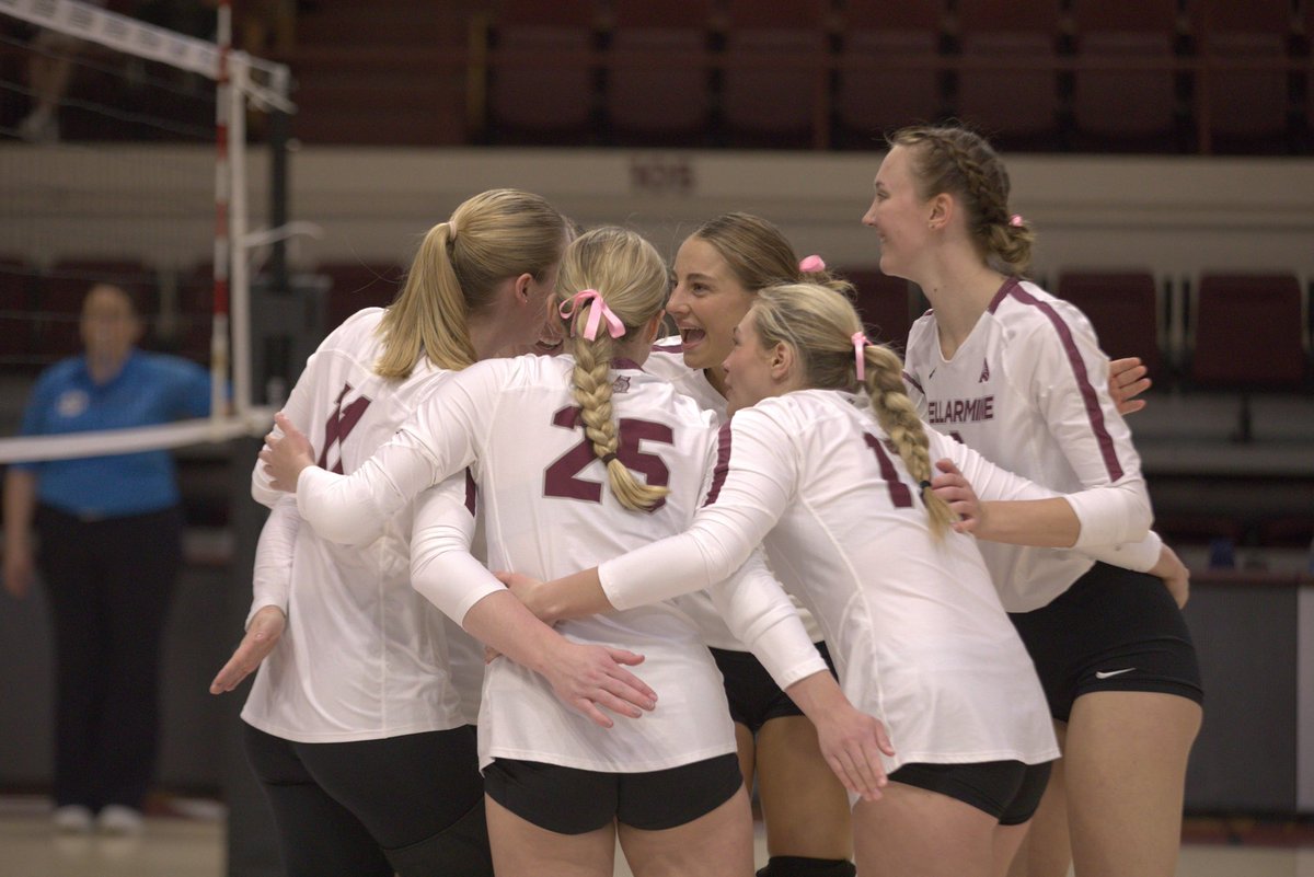 BUKnightsVBall's tweet photo. Sunday W ‼️ https://t.co/rRzIRjJOTf
