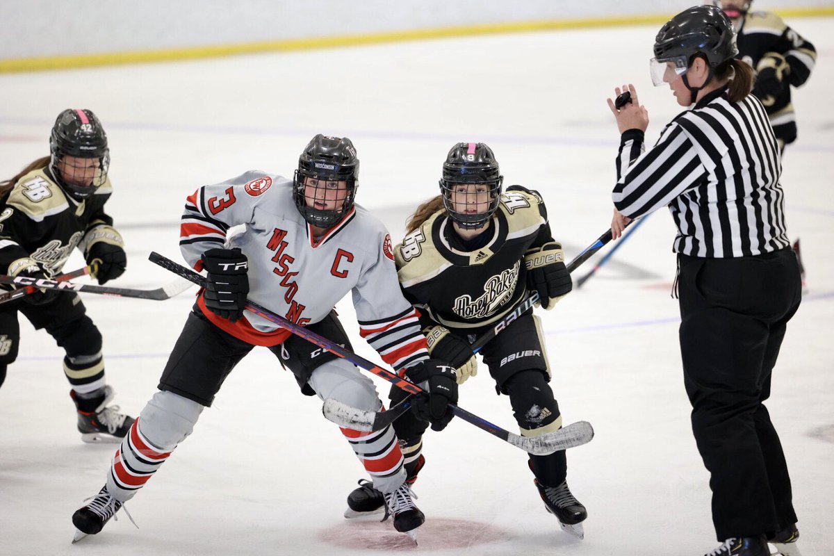 MinnHockeyHP's tweet photo. NIT 14U Girls

Honeybaked (3-2-0) took a 1 goal lead over Wisconsin (3-0-1) into break on a SH goal by Petroski. WI took charge in the 2nd half outshooting HB 21-7 connecting 4 times. HB never let off the gas but comes up short in a 5-3 loss. #ccmnit https://t.co/s4uoV69BFP