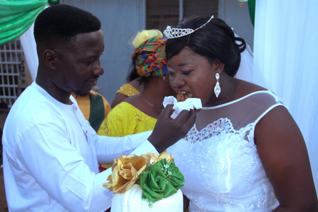 StAnne_2009's tweet photo. Congrats Mr and Mrs Boakye 💯💍✌️ https://t.co/zoJgU7fDQv