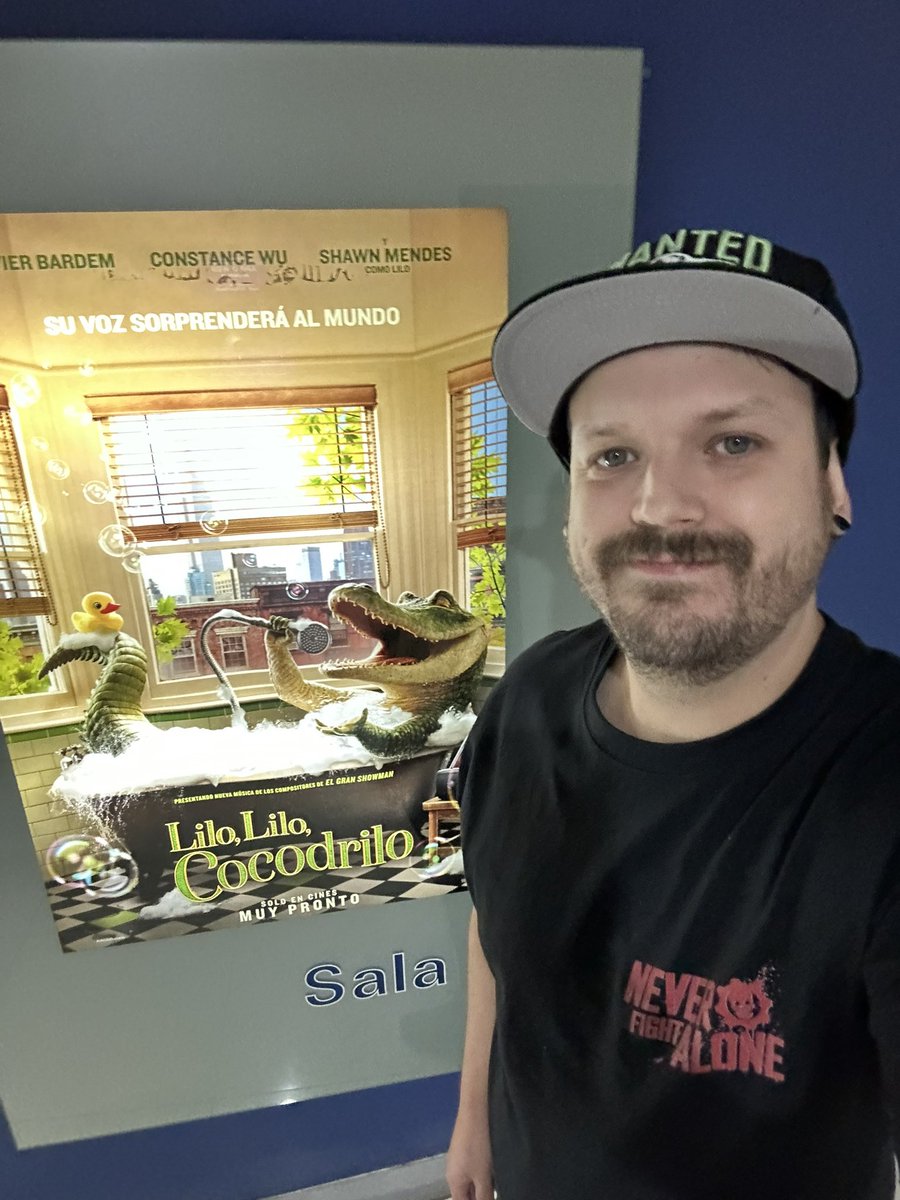 Hoy tocó ver #LiloLiloCocodrilo y me gustó mucho. Los pequeños van a amar a #Lyle 🐊🎶 , y obtendrán un bonito mensaje.

Llega a cines el próximo 27 de octubre.