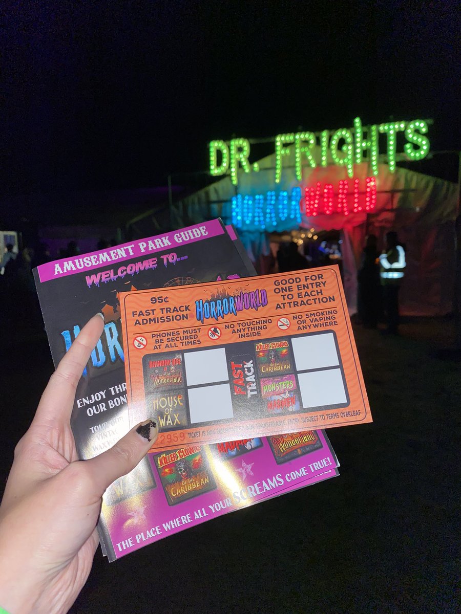 An absolutely fantastic night <a href="/DrFrights/">Dr. Fright</a> thank you so much for having us and for the fast track. A full review will be out on themeparkjam soon!