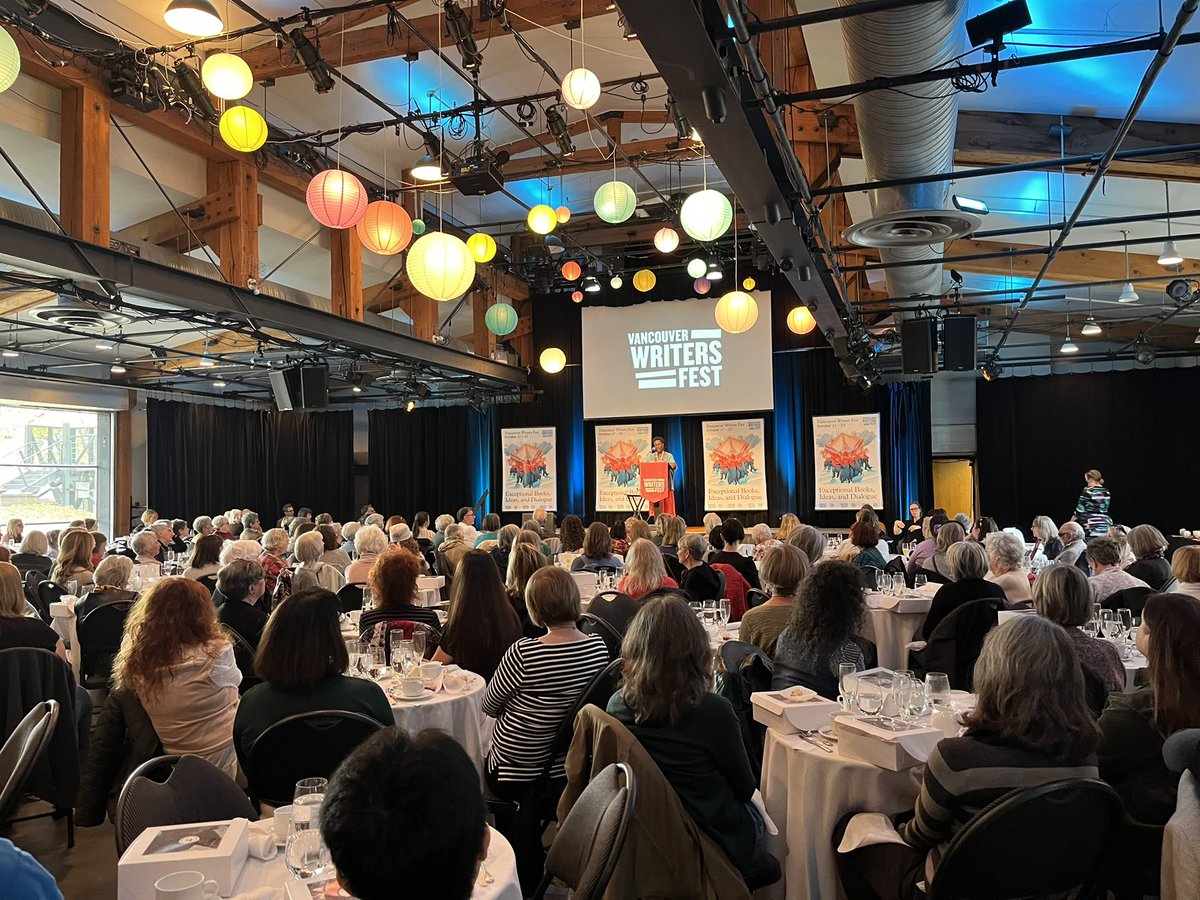 Happy 35th anniversary to The Sunday Brunch! 🥂☕️🥯@VanWritersFest writersfest.bc.ca/festival-event…