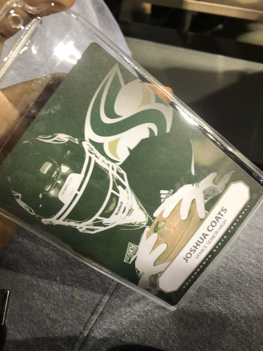 JCoattt's tweet photo. Thank You @CoachCherokee, @KodiWhitfield for inviting me I’m extremely grateful and thankful #GoHornets @jason2600 @FootballVenice https://t.co/BuMMcOvc5a