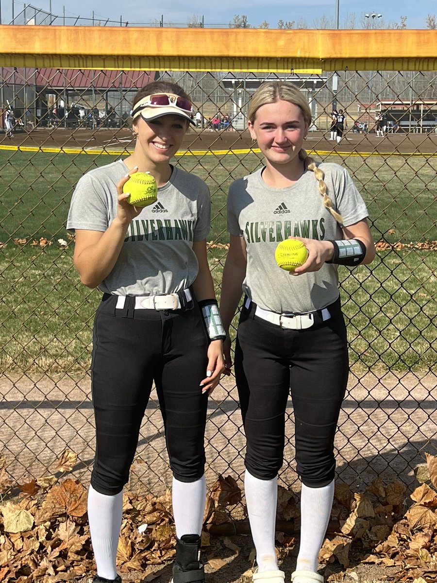 St. Louis Showcase in the books ✅ finished the weekend with 3 W and 3L. Bomb squad for this weekend <a href="/christinastank/">Christina Stankus</a> <a href="/ReeseEllis6/">Reese Ellis</a> 💣💣 See you next weekend in Peoria.         <a href="/SilverHawkSball/">Silver Hawks</a> <a href="/WintlendBrooke/">Brooke Wintlend</a> <a href="/CWintlend/">Carson Wintlend</a>