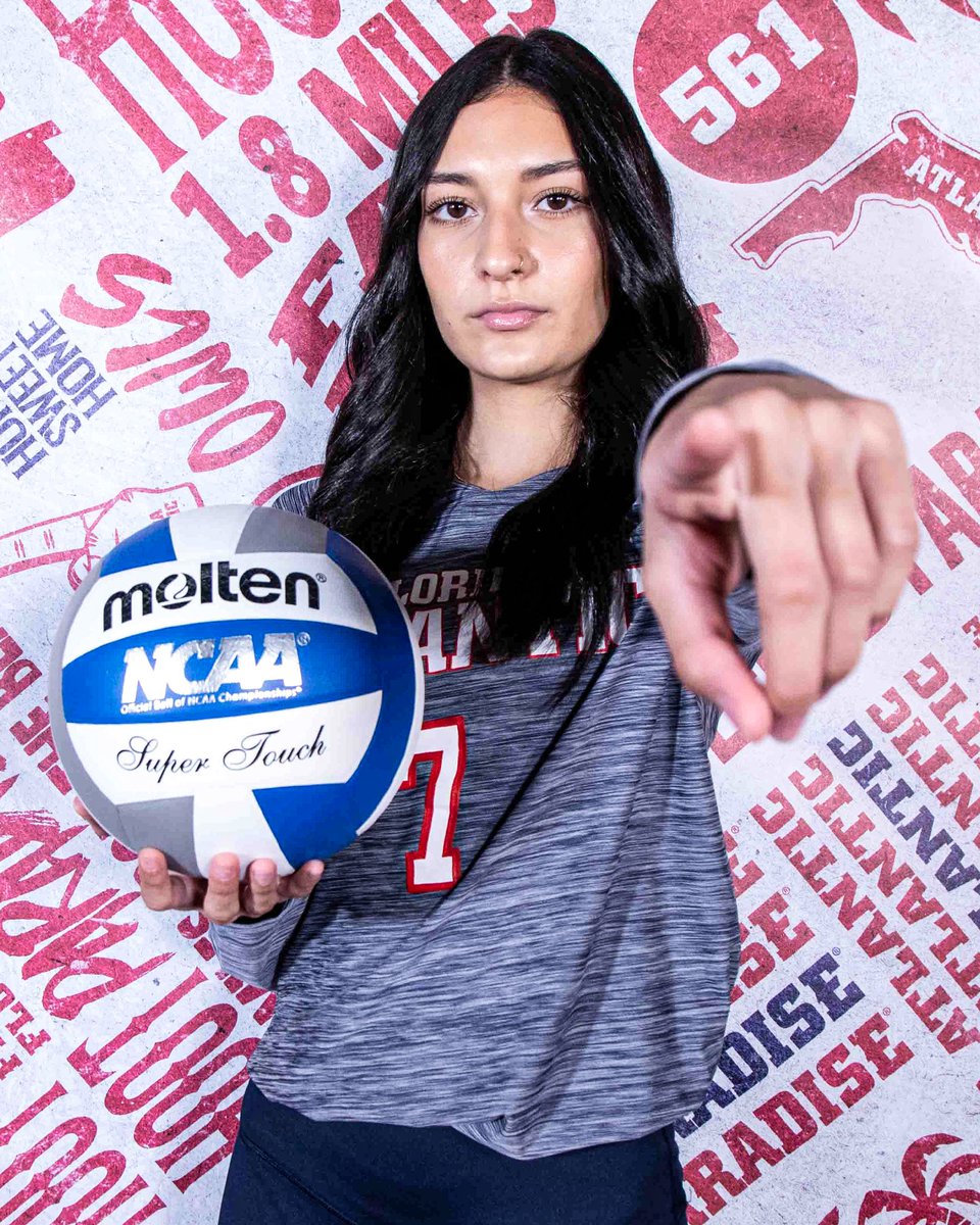 FAUVolleyball's tweet photo. Set 3 | @valeriarosadof knocks down another kill to put the Owls up by five! That's nine on the day for the sophomore!

FAU 14 - UAB 9

#WinningInParadise https://t.co/NpPqlnD39W
