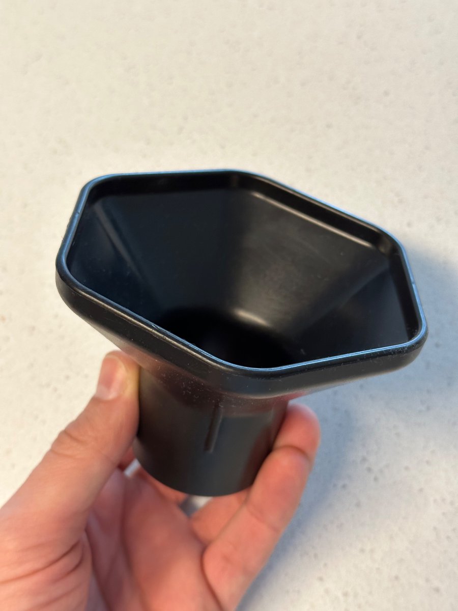 Tom Moor tweet media