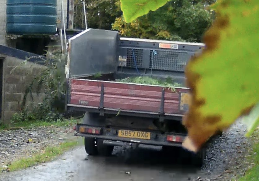 sparkelpie's tweet photo. On their way to help themselves to our red diesel and caught on security camera. Anyone recognise it? https://t.co/ccnEIscEsg