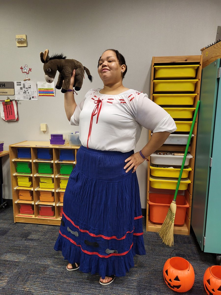 Mrs. Estrada tweet media