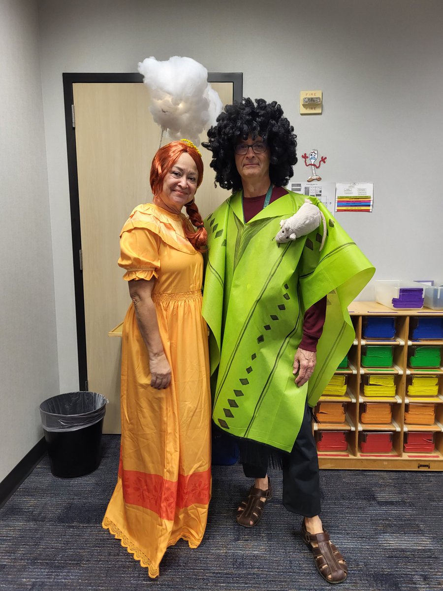 Mrs. Estrada tweet media