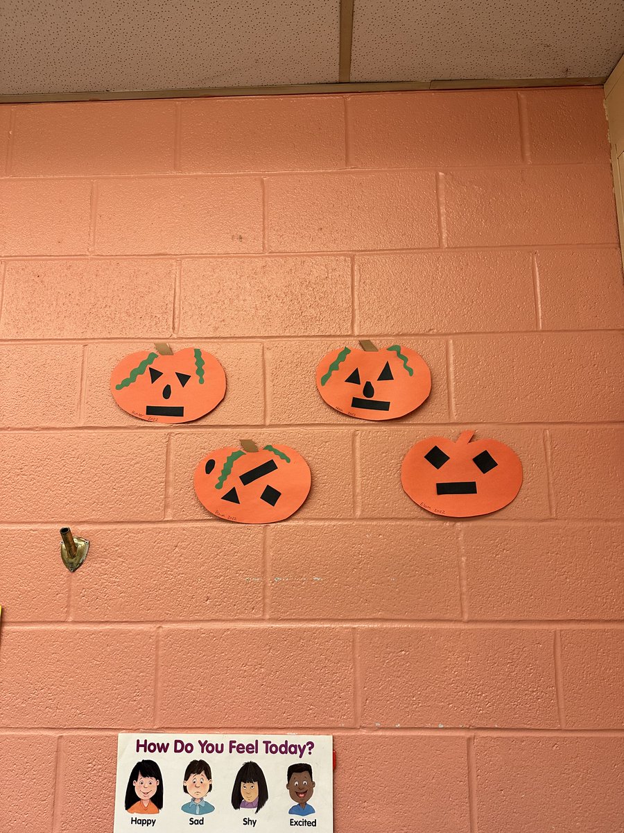 HELCPandas's tweet photo. Mrs. Owoo's class has been working on their gross motor, fine motor, and math skills this week! https://t.co/yN91X6atBo