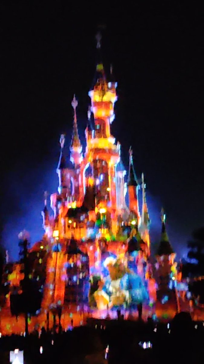 TeamCastagnet's tweet photo. Disneyland Paris.
Disney Illuminations.
@DisneylandParis
#BeautyAndTheBeast #BeautyAndTheBeast2027 #DisneyIlluminations #DisneylandParis2022 #Disney #DisneylandParis #DLP #SleepingBeautyCastle #DisneyParks #DisneyShow #DisneyNightShow #MickeyMouse #ADreamIsAWish #Photo📷 #Picture https://t.co/1x47W3gNN2