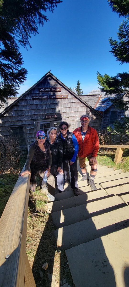 mrgieske's tweet photo. GSMNP - Mt. LeConte - 6,853' and Cliff Tops - Screaming #fromthemountaintops #lcsm @TheWRP4LC @chrisdraft @bjork5 @AmLungCSI @MichelleOtters2 @RhondaMeckstro1 @AnneLaPorte13 @DrewMoghanaki https://t.co/zZy3npjaIF