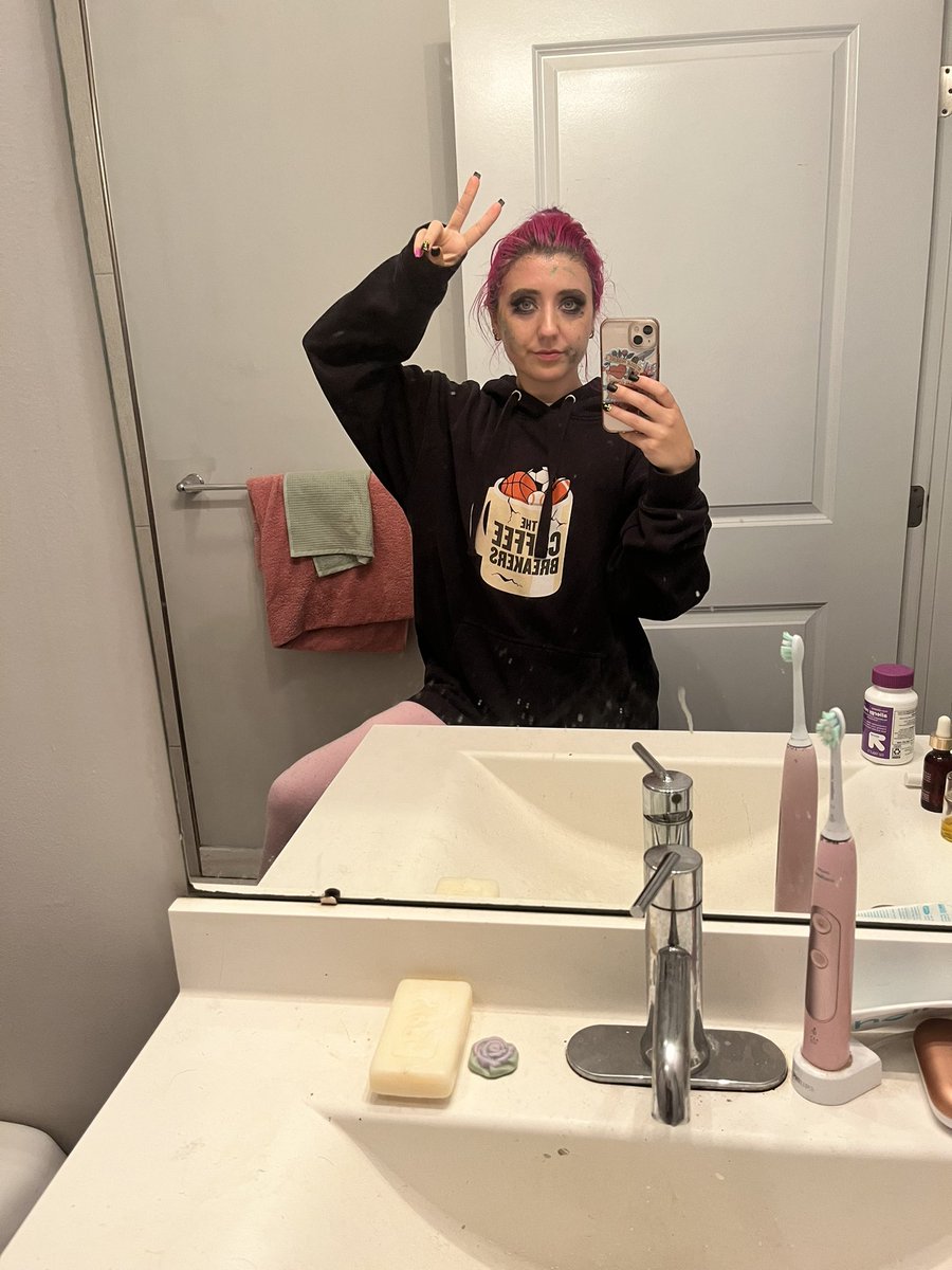 Hannah Forcier tweet media