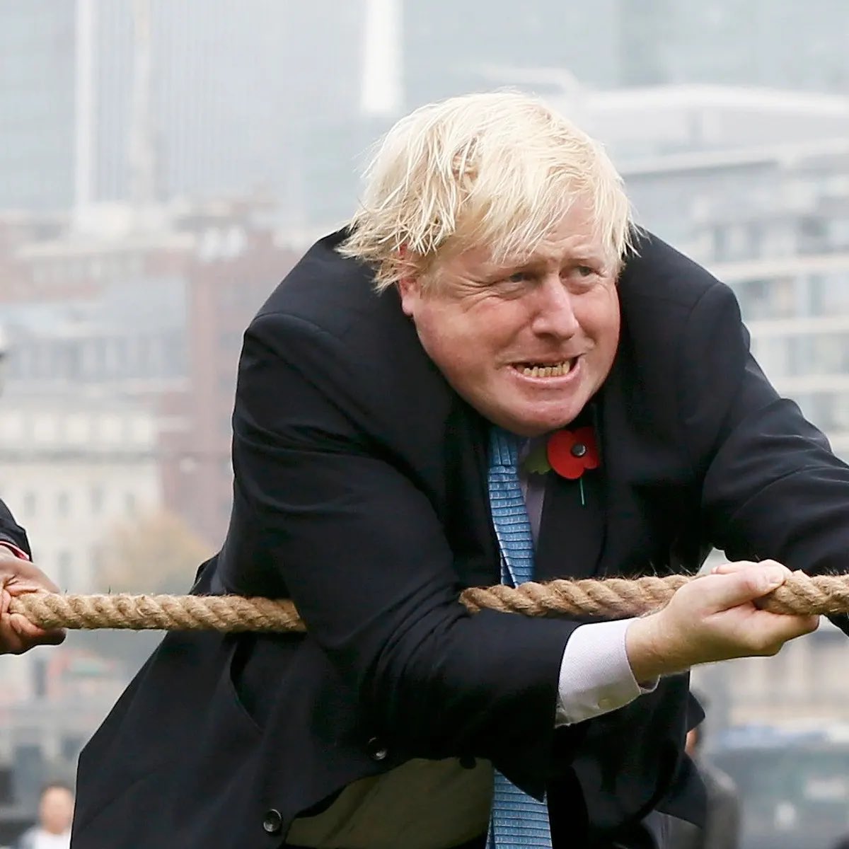 Boris pulls himself out of the leadership race. #BorisOut