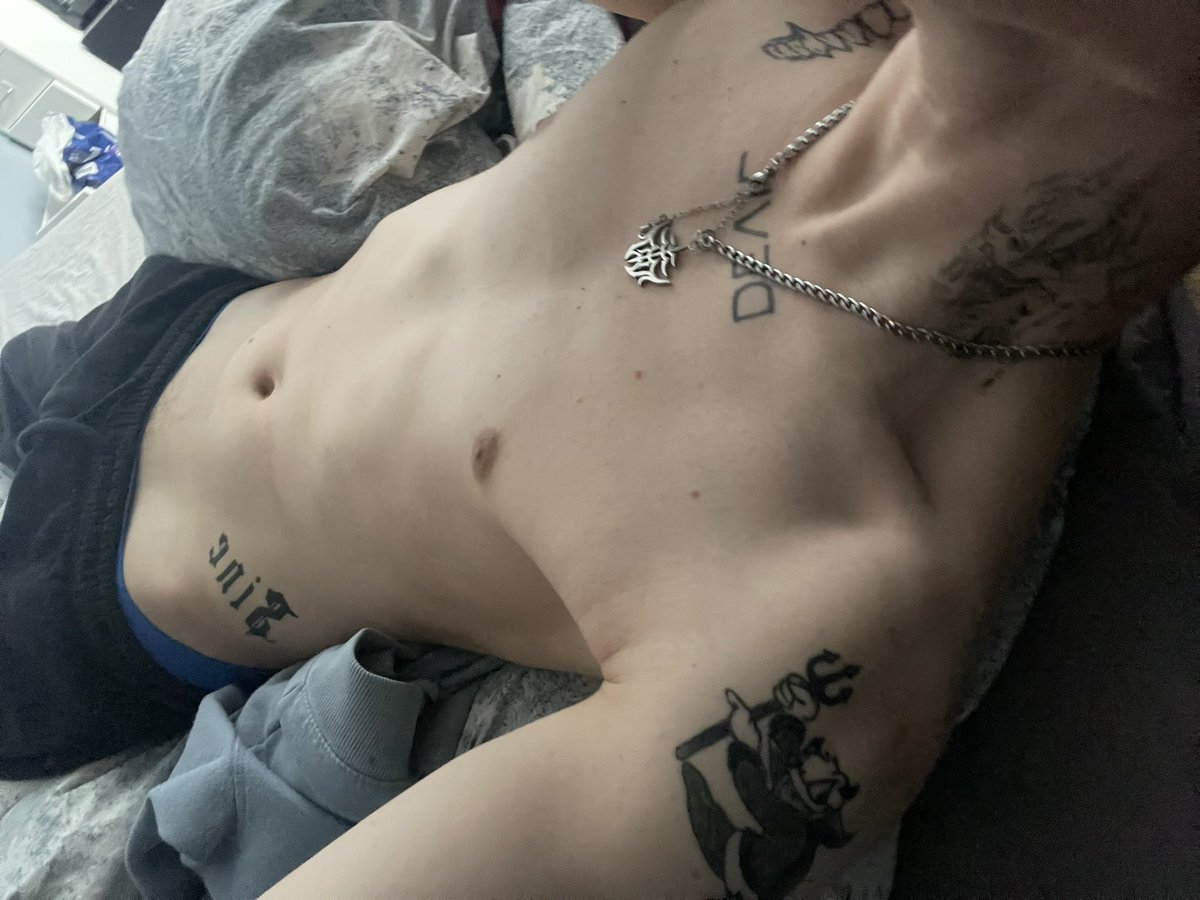 ohprinxesky's tweet photo. where would you lick? #eboy https://t.co/YzT6fL7fqL