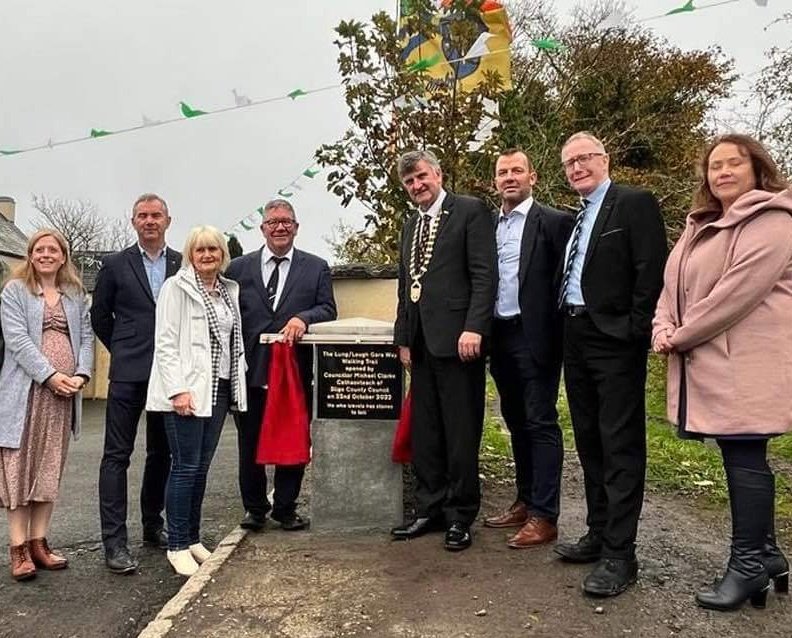 Minister @FrankFeighan TD @MarianHarkin CEOs John Ferrick @SligoLeader & Martina Earley @LeaderRoscommon @theILDN officially opening the Lung / Lough Gara Way yesterday which is also a part of @breifneway