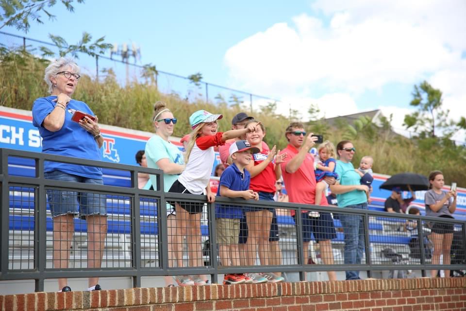 ‼️MACK MAGIC ALERT‼️ @LATechSOC with the BIG win today to close out the home season Shoutout to our fans and alumni for Packing the Mack!! #EverLoyalBe