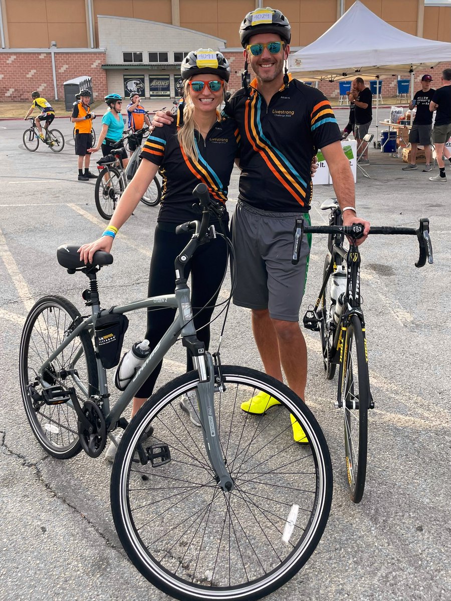PEwithCoachLee's tweet photo. Riding for a cause. #livestrong #20miles #challengecancer https://t.co/MVBJgVd8vj