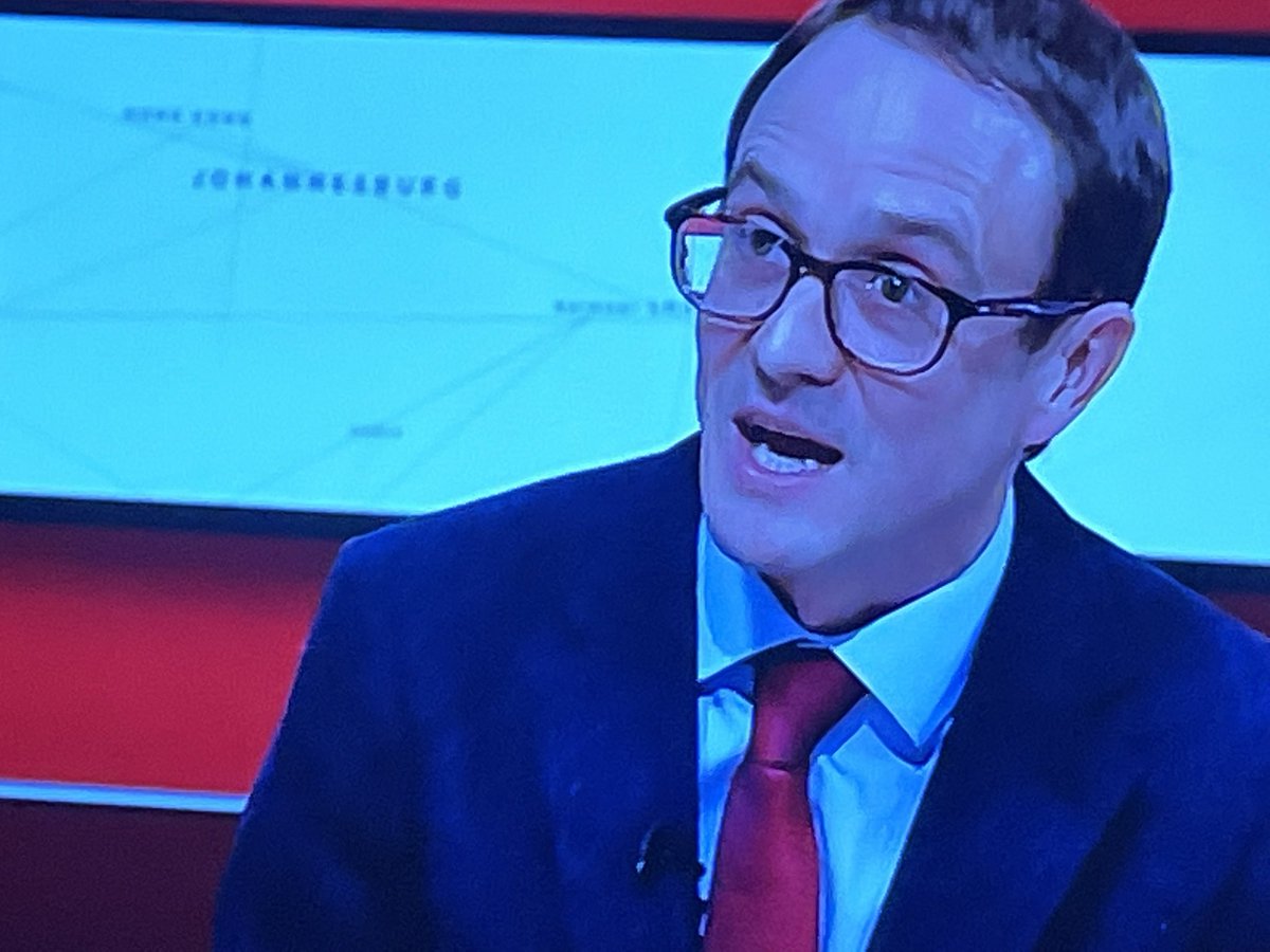 Excellent analysis and insight as usual tonight on #BBCNews from the brilliant @ChrisMasonBBC. He has that enviable knack of taking complex issues and explaining them clearly, simply and fluently. He makes it look easy but it isn’t. Great job, Chris.