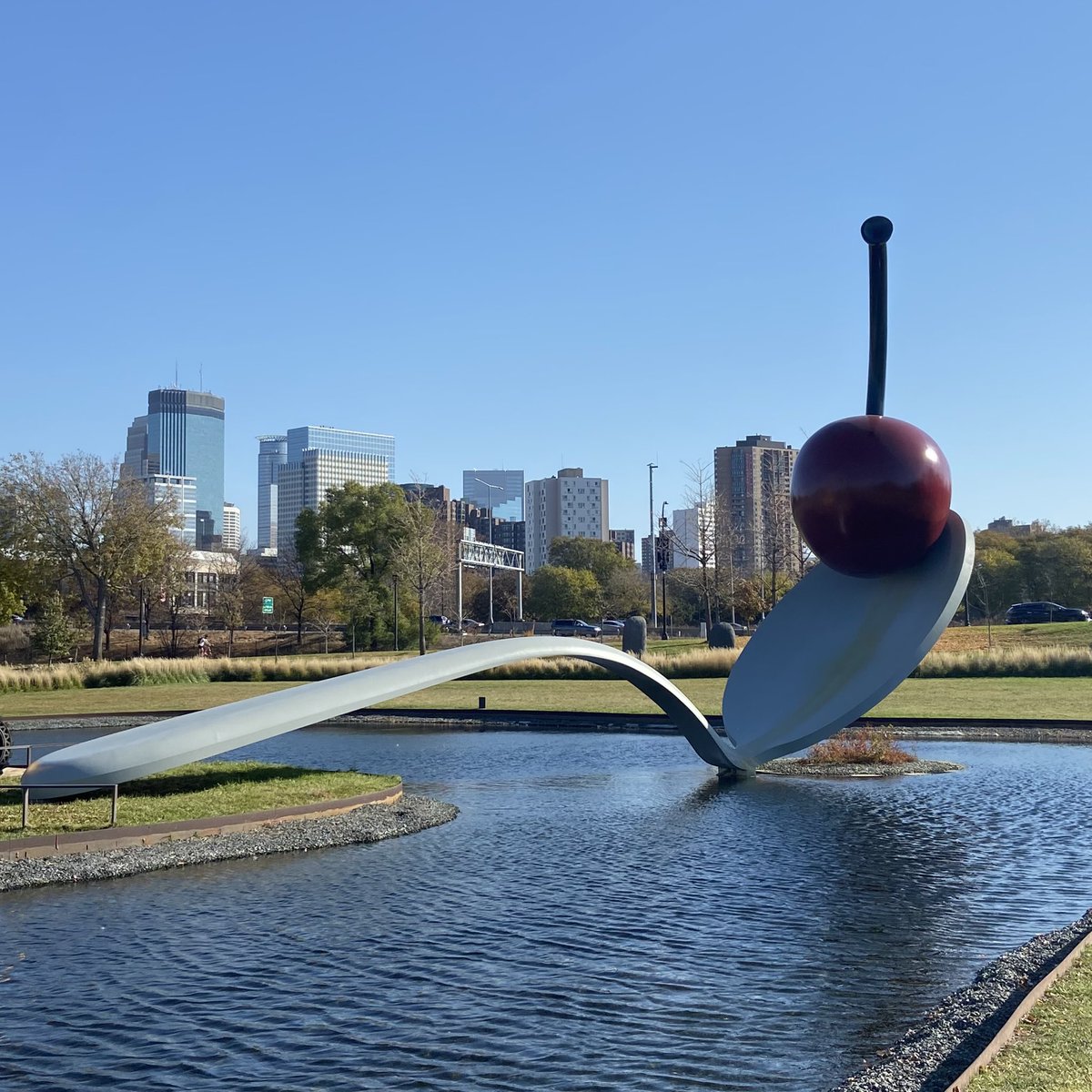 laura_gerrish's tweet photo. What a fantastic last week at the #NACIS2022 conference in Minneapolis. Thanks to everyone I met for being so welcoming - it was a great conference to present at and I was inspired by some of the interesting talks that were given. Also enjoyed some sightseeing in the city today! https://t.co/BXOpSCFOpd