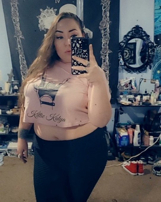 3 pic. If youre looking for sexy bbw content, come subscribe! I have a sale going on for limited time