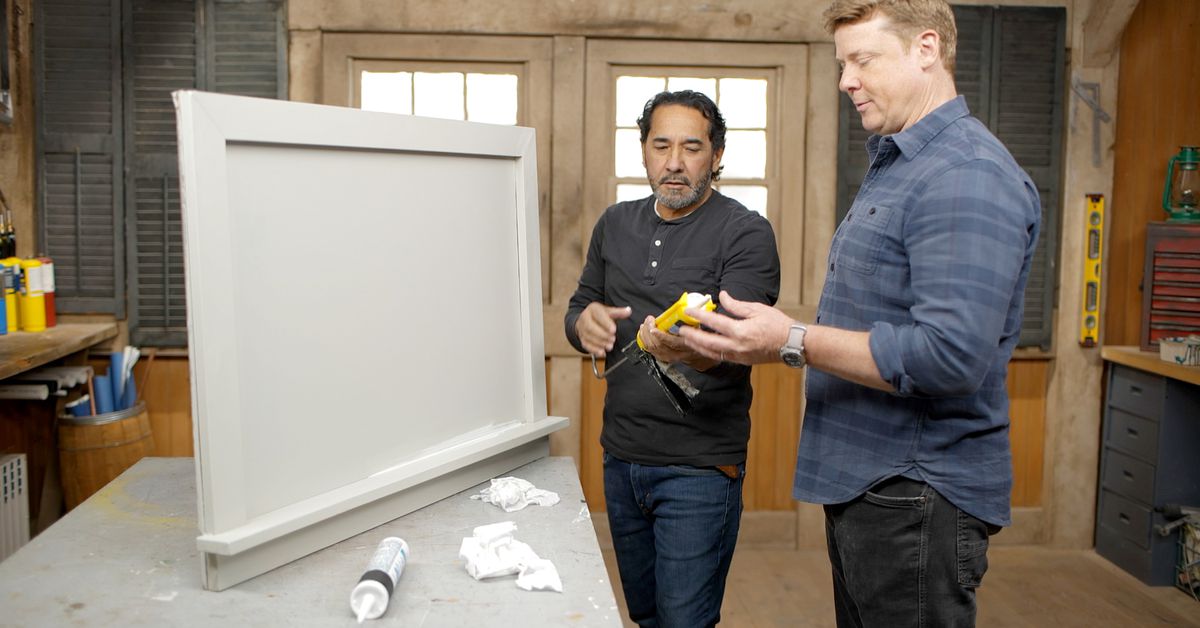 simonehardy tweet media