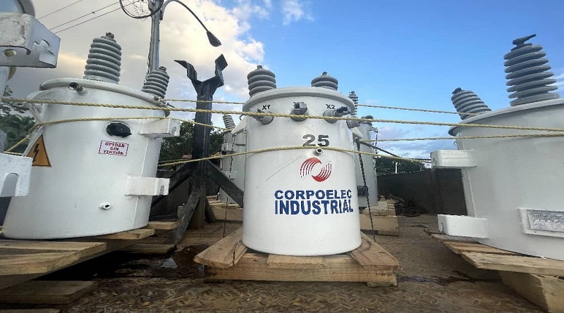 Gobierno Bolivariano fortalece sistema eléctrico a través de reportes del 1x10 en Guárico

#UnidosJamásSeremosVencidos

vtv.gob.ve/sistema-electr…