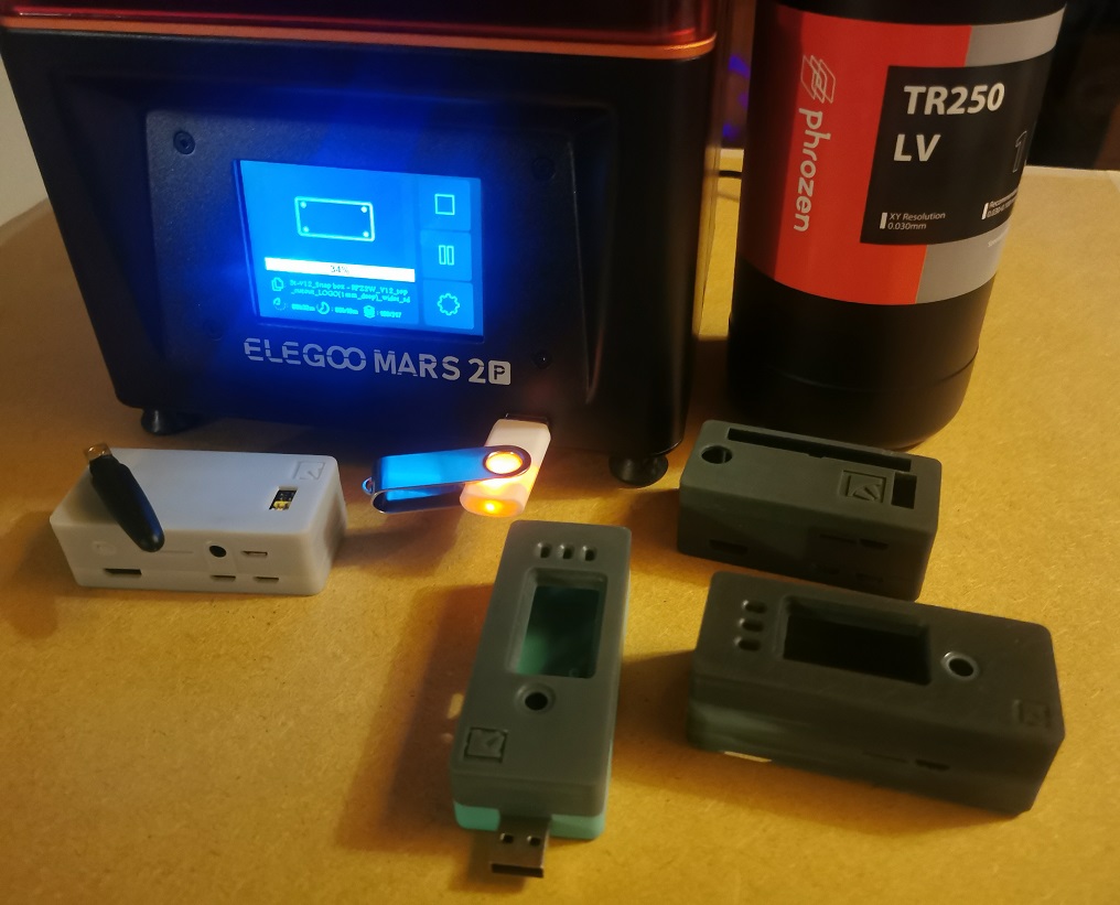 diyblender's tweet image. #resin to success!  @Phrozen3D TR250-LV Grey
#printing a #casing for @waveshare00 #LCD 1.44
Love the quality of it👍

@TheMagPi @RPiSpy @RaspPiBeginners @RasPiTV @ThePiHut @PiSupply @astro_pi @Elegoo_Official
#raspberrypi #diyprojects #display #raspberrypizero2w #joystick #button