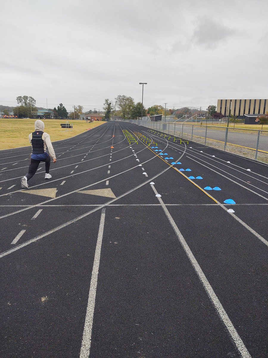 3 Different set ups take some time, but I have definitely put in the work up front to shorten the time. I removed one of the set ups but we had 4 different variations today. These kids looked good today. The Details Are The Details!!!!!!! #ActionAthlete