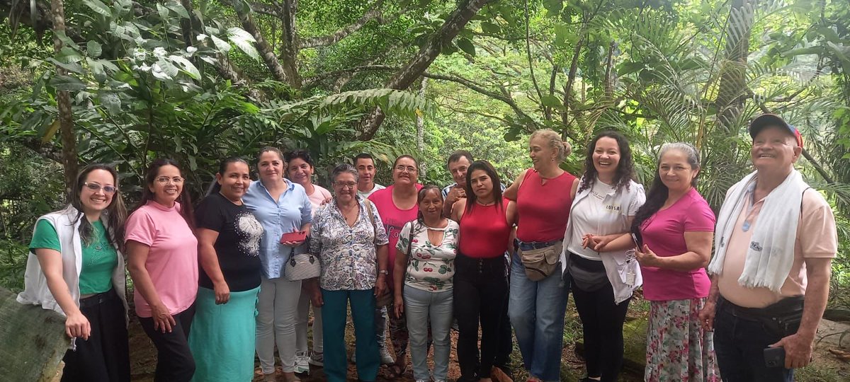Finaliza el encuentro del Círculo de Saberes del #Caquetá y sur del #Huila como un proceso de pedagogía y participación de búsqueda colectiva y solidaria con familias que buscan a sus seres queridos desaparecidos en razón del conflicto armado.