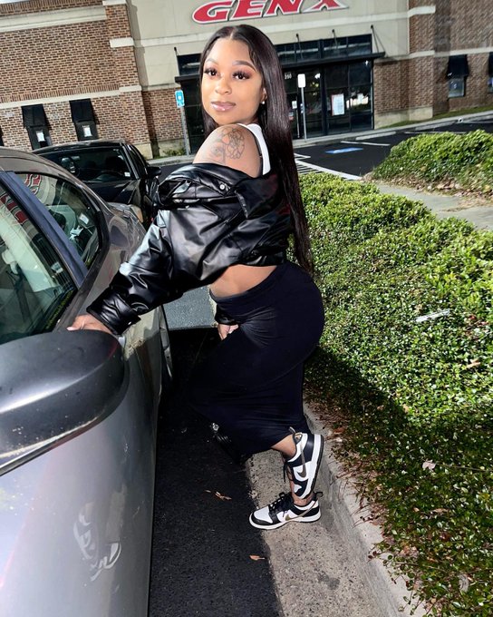 Blurred nights 🌚 https://t.co/j1rTmJKrxm