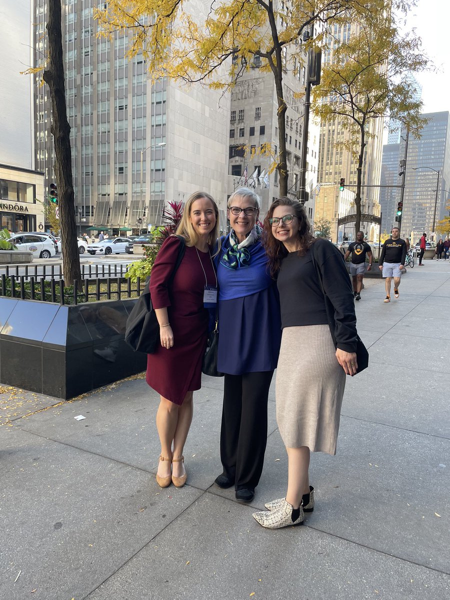 JScott_MDPhD's tweet photo. A perfect weekend in Chicago learning dermpath while meeting up with friends and colleagues @kikburke  and Dr. Vesna Petronic-Rosic https://t.co/MVqgFyjAg1