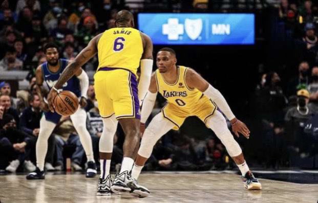 LakersDailyCom tweet picture