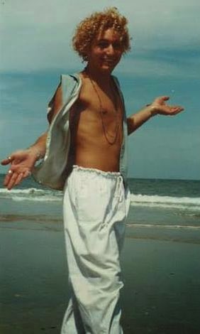 tickerbroken's tweet image. 