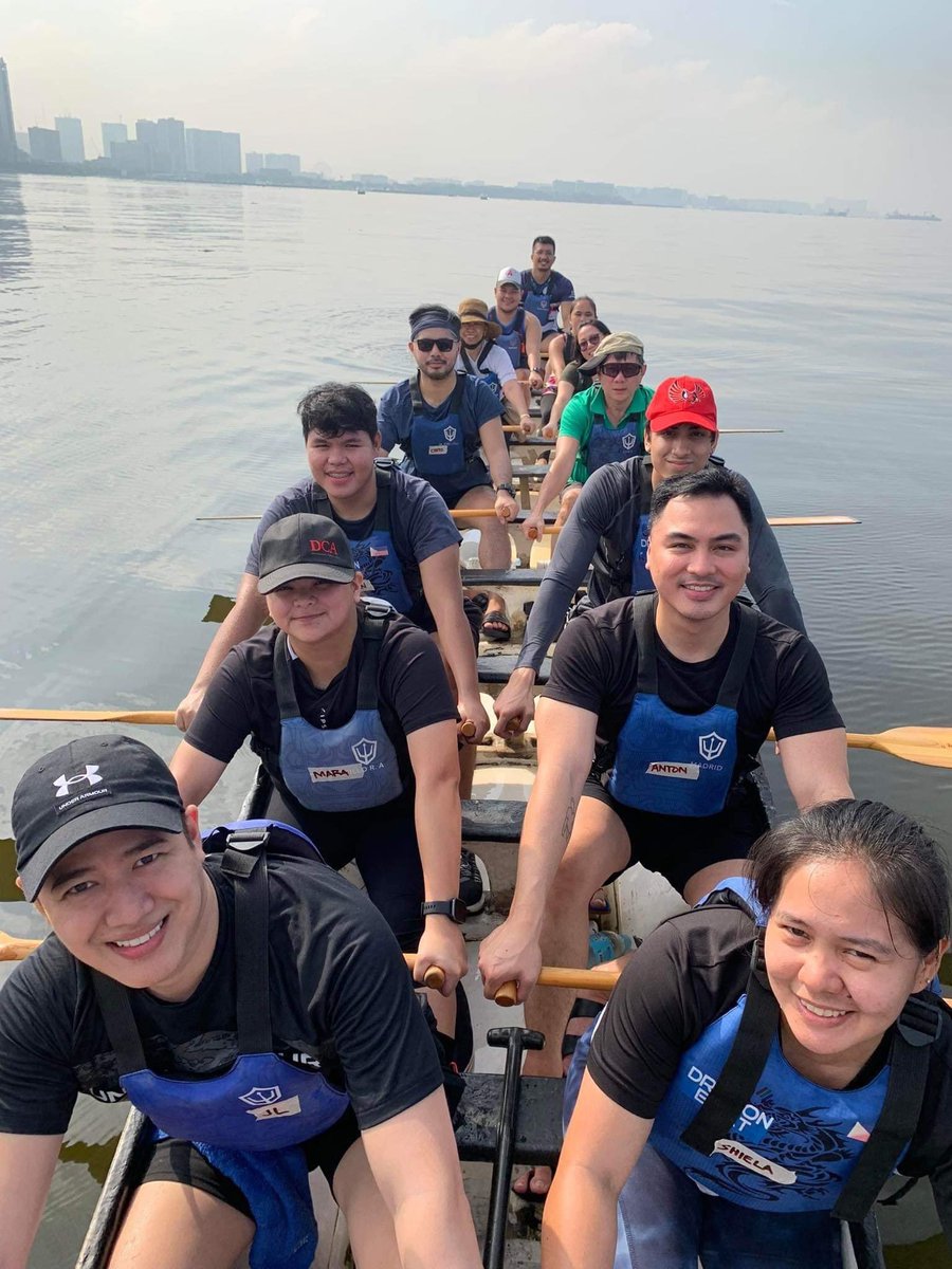 Triton_DBteam's tweet photo. Hooray for the weekend! 
Extremely ecstatic for having our first time paddlers in the boat!  For those who would like to try dragonboat, spread the news —PM is the key 🔑 #sharingiscaring 
#WariActiv
#WeAreUnisol
#MidasMagnesium 
#ThisIsTriton https://t.co/lJTBIjKZ6J