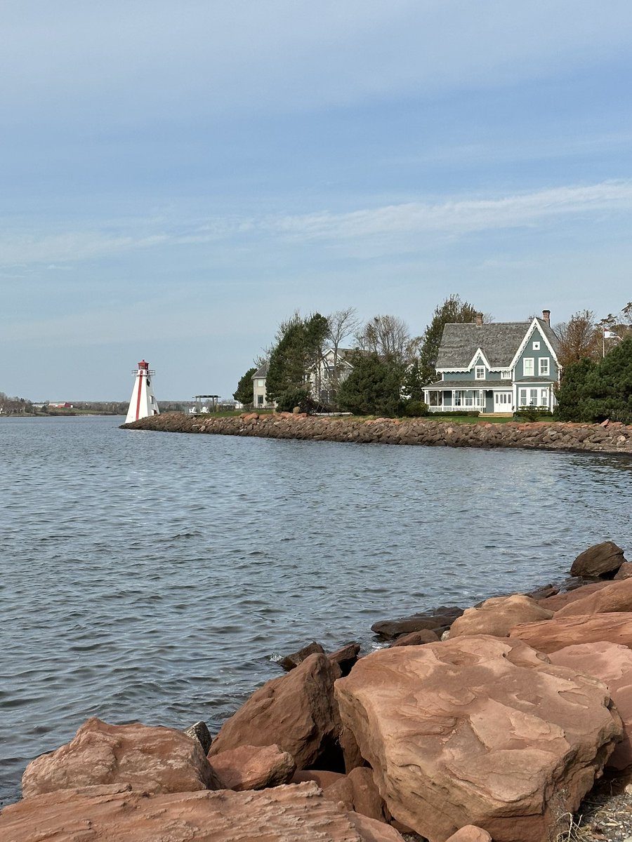LuxeTiffany's tweet photo. Enjoyed strolling around Charlottetown, PEI today. A very walkable city. #Canada @SeabournCruise #SeabournPartner https://t.co/OhcXL3Nbv2