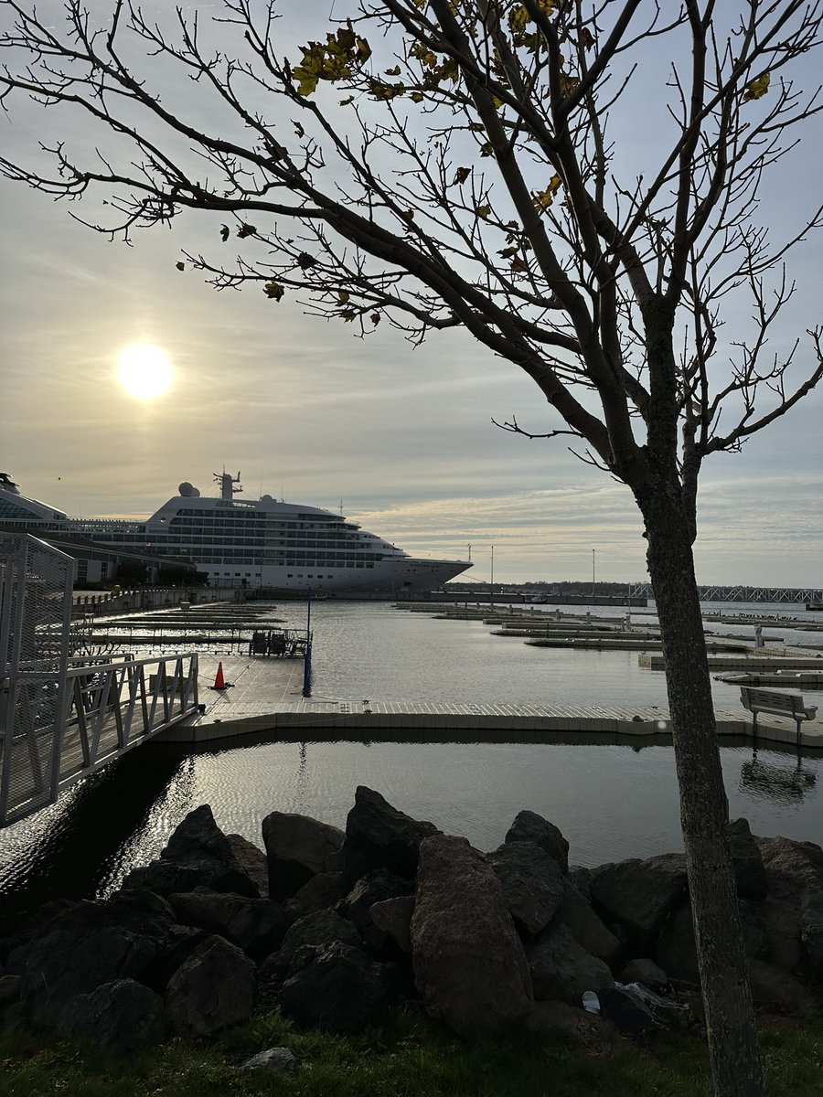 LuxeTiffany's tweet photo. Enjoyed strolling around Charlottetown, PEI today. A very walkable city. #Canada @SeabournCruise #SeabournPartner https://t.co/OhcXL3Nbv2