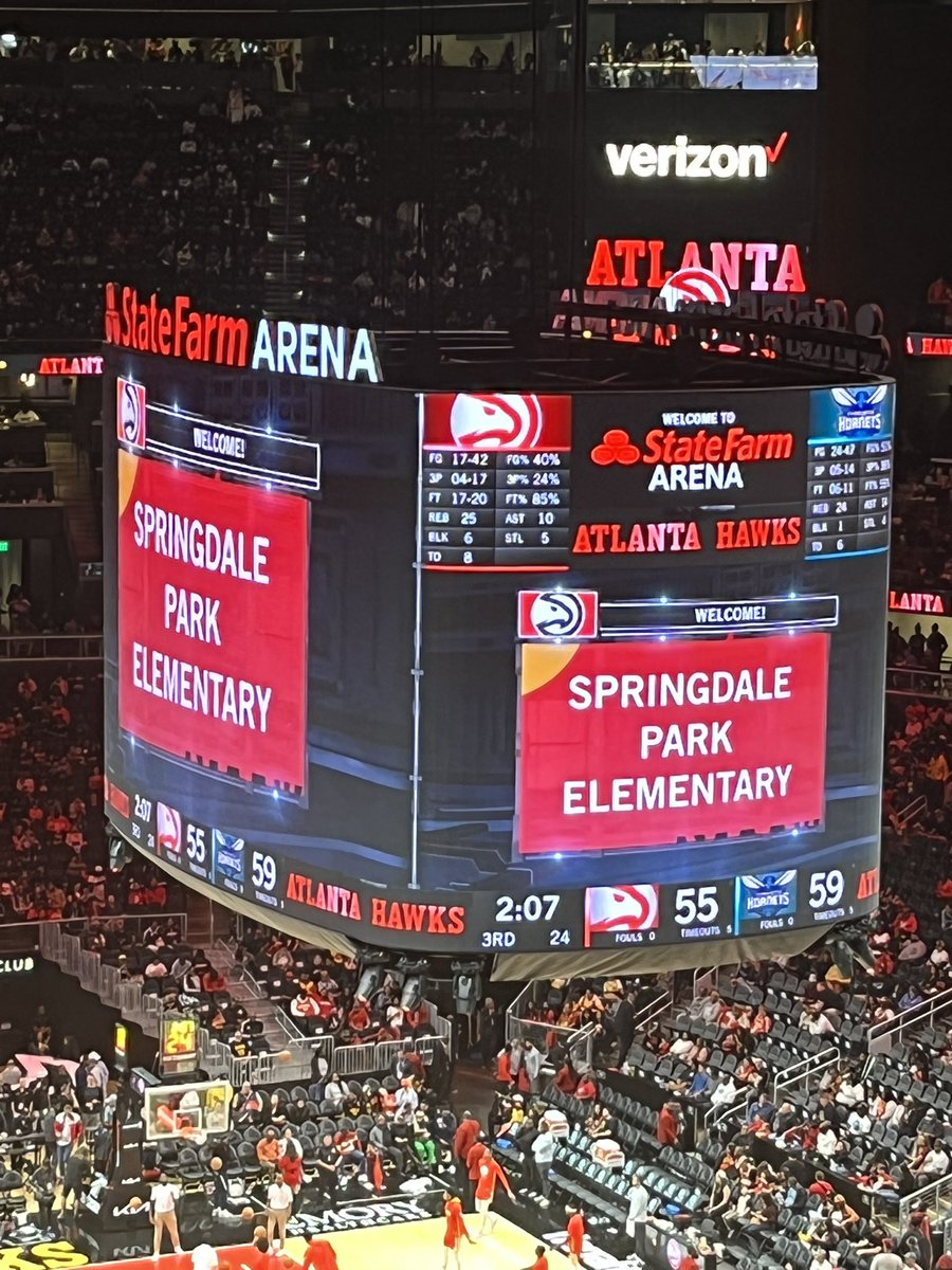 @APS_SPARK representing in @StateFarmArena cheering on the @ATLHawks. @MusicAtSPARK #bespark