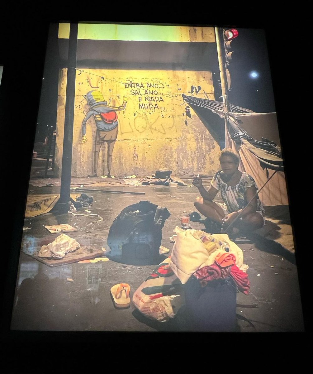SpainSquadSW's tweet photo. 📸 | Buiar vía feed de Instagram en la exposición de "osgemeos" en El Centro Cultural de Río de Janeiro CCBB Río de Janeiro https://t.co/AjVZiwOFD4