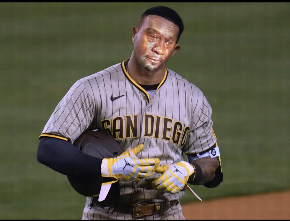 whites3532's tweet photo. #Padressuck #Dodgersallday https://t.co/GhoIX1uhFS