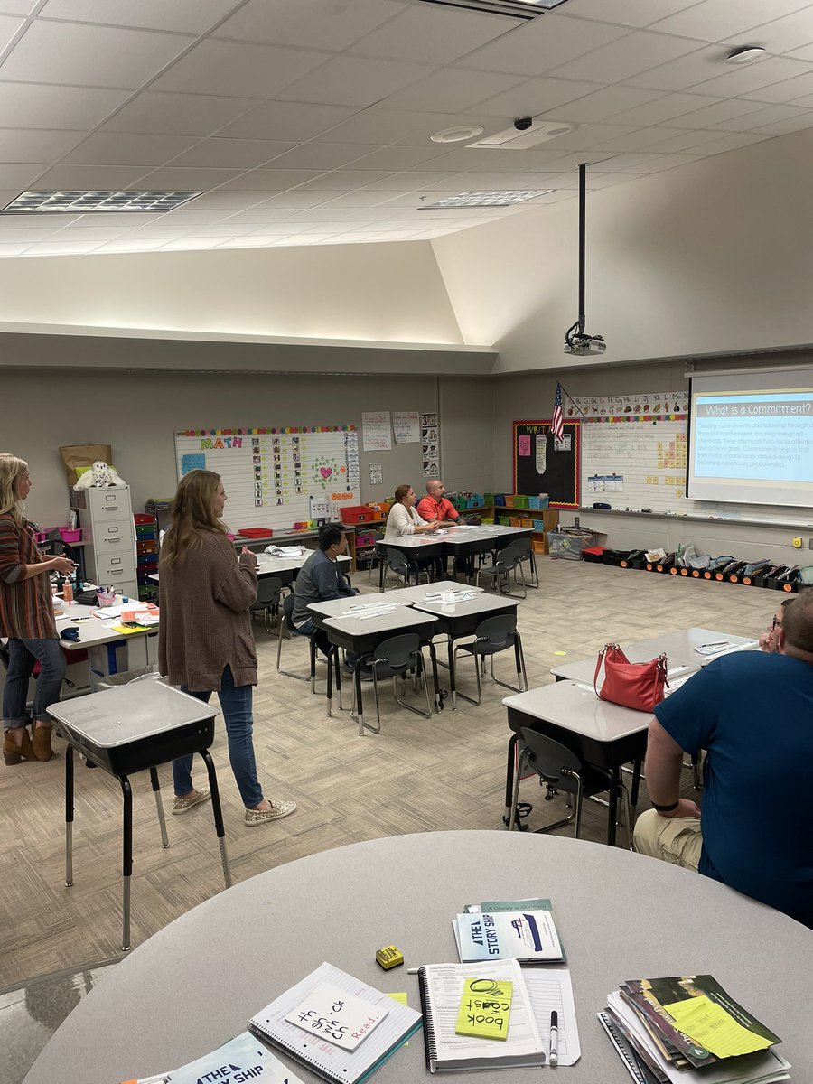 A fantastic Friday night with CWE teachers showing families how we use Conscious Discipline each day.  @college_wood <a href="/myccs/">myccs</a> <a href="/CWEPTO/">College Wood PTO</a>