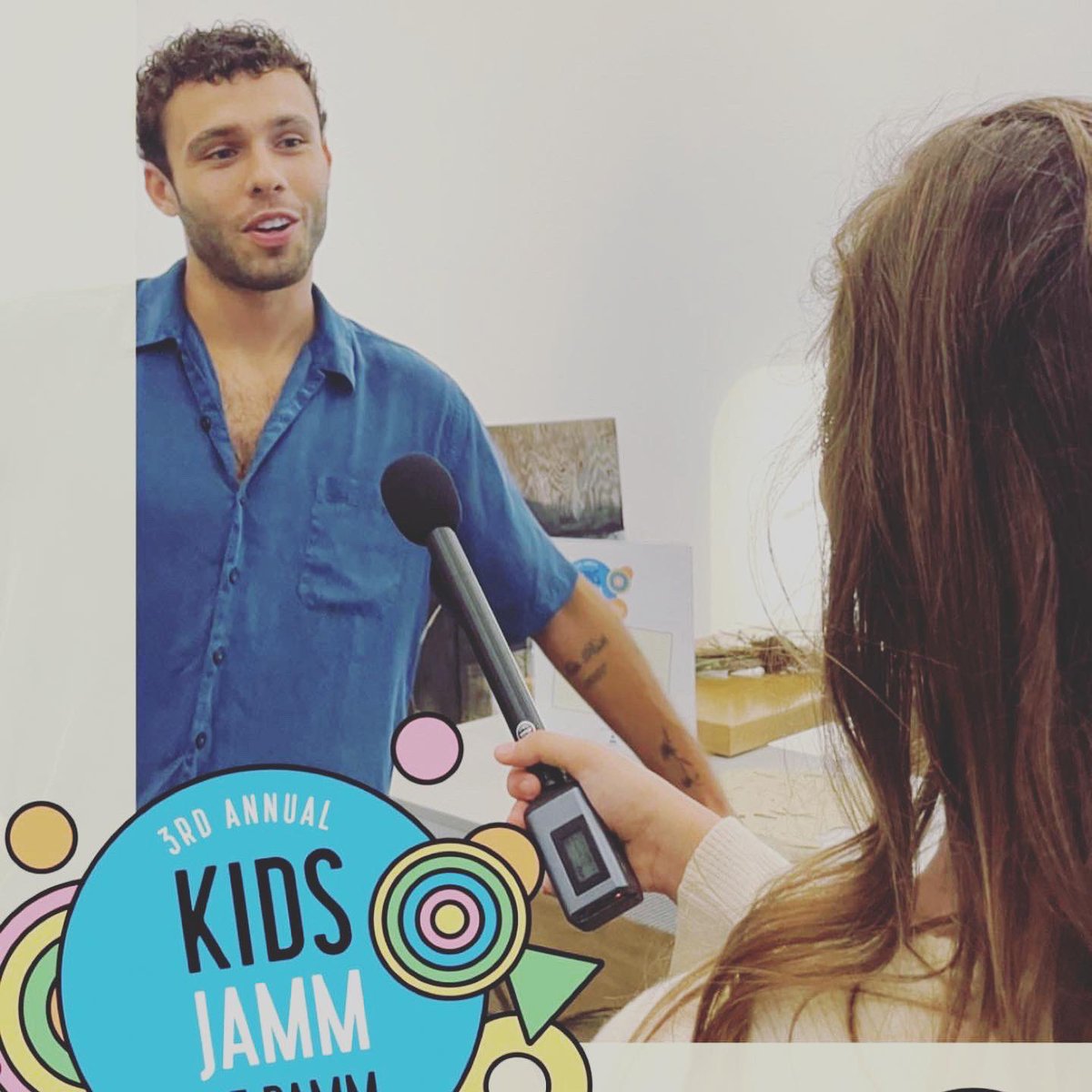 MinaPresents's tweet image. I just want to give a big thank you to @pamm for the opportunity to emcee #KidsJAMM with my mom! We had so much fun and I really enjoyed interviewing artists. 🎨 🎤 🙌