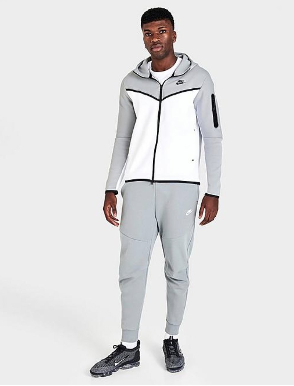 SNKR TWITR on X Nike Sportswear Tech Fleece Hoodie Light Smoke Grey Shop https t iVn88fL6EQ AD https t QmMQhZG0Wf X