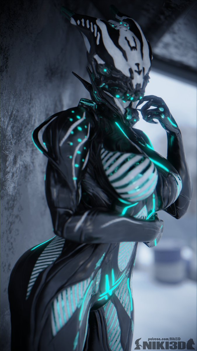 Valkyr Warframe in the snow