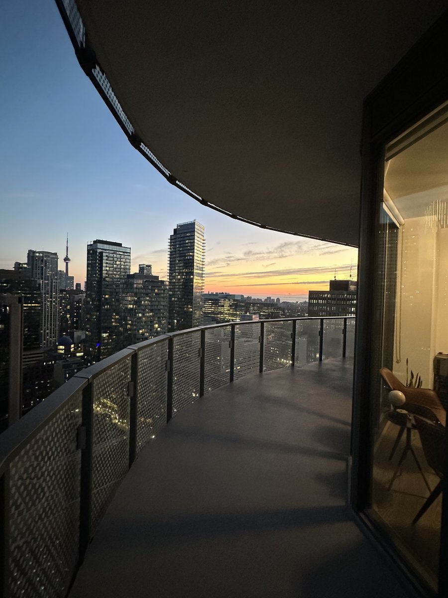 aidanbpayne's tweet photo. The new condo >> https://t.co/wPSeqZGIbW