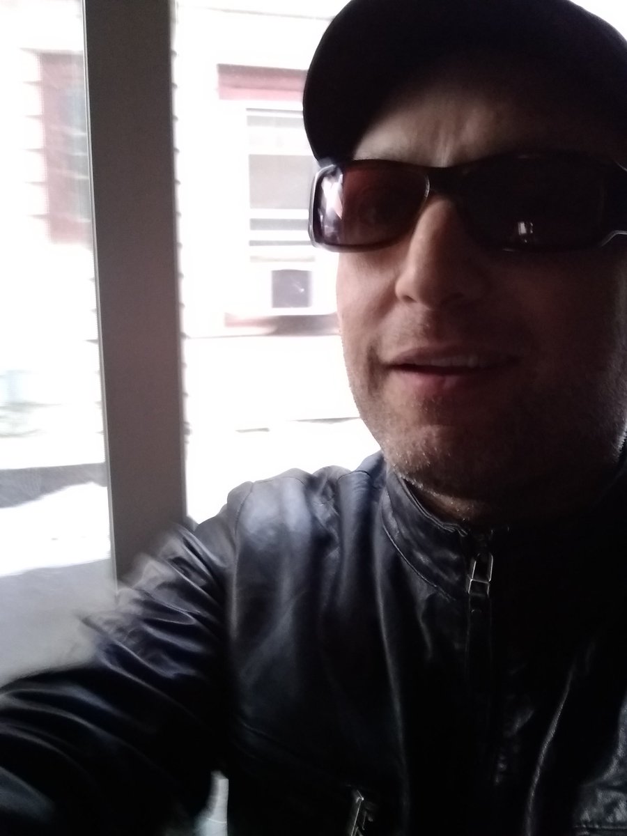 tickerbroken's tweet image. 