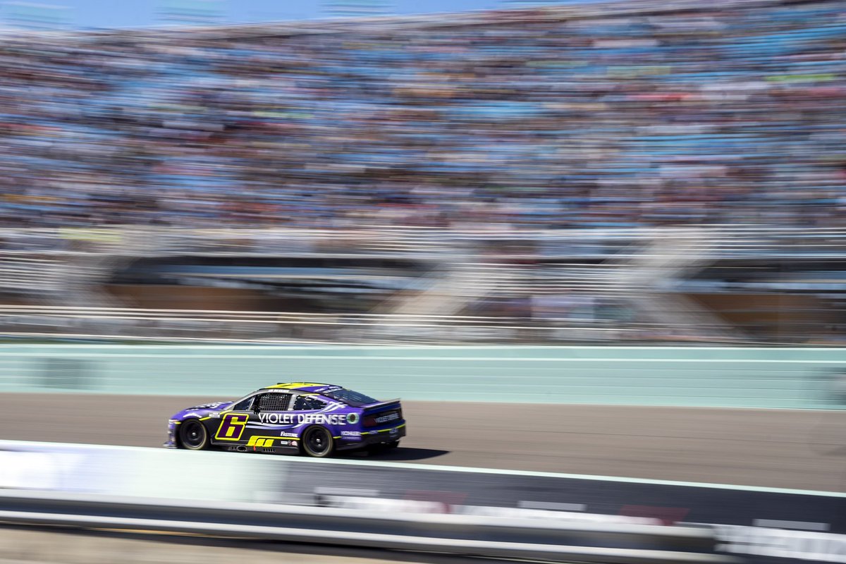 No. 6 Team tweet media