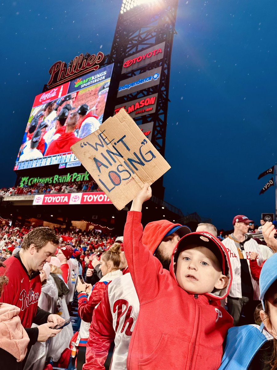 Bmack_215's tweet photo. “We ain’t losing” @phillies @NBCSPhilly https://t.co/6Zehn3tKEw