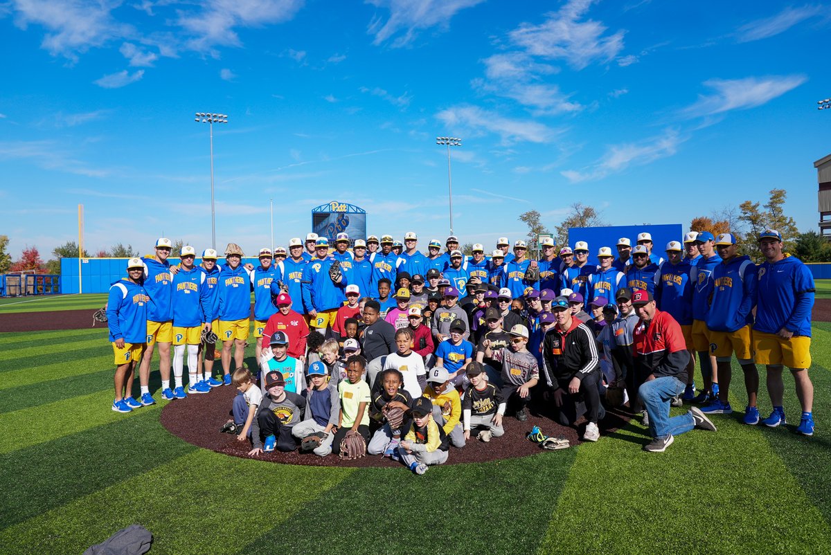 Pitt_BASE's tweet image. We had a great time hosting our friends from Pittsburgh Urban Impact and Christian Sports International for a youth baseball clinic this morning at Charles Cost Field!

#H2P